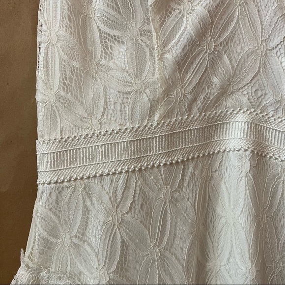 La Maison Talulah | Pursue Sleeveless Lace Mini Dress Bridal Wedding Size M - Picture 6 of 14